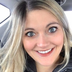 Meet your Posher, Vanessa